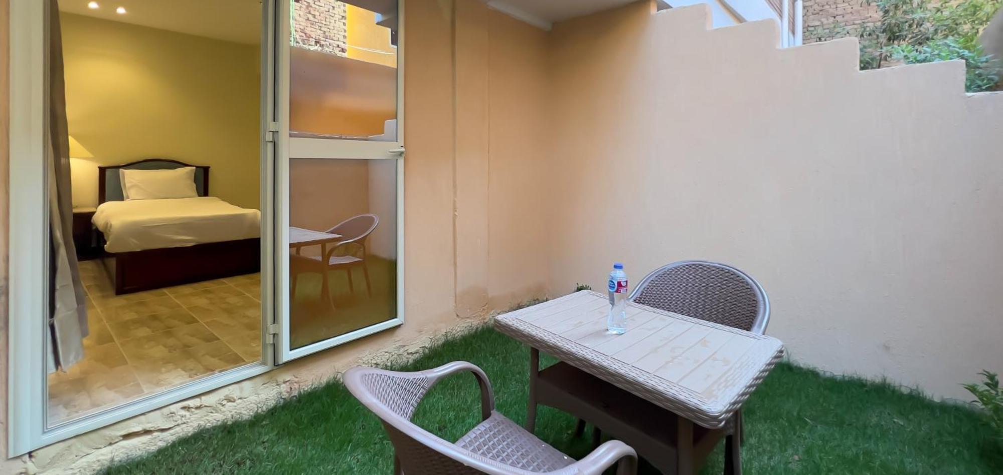 Pyramids Glory Inn Kafret el-Gabal Екстериор снимка